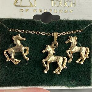 4/$100 Gold Horse Jewelry Set necklace and earrings